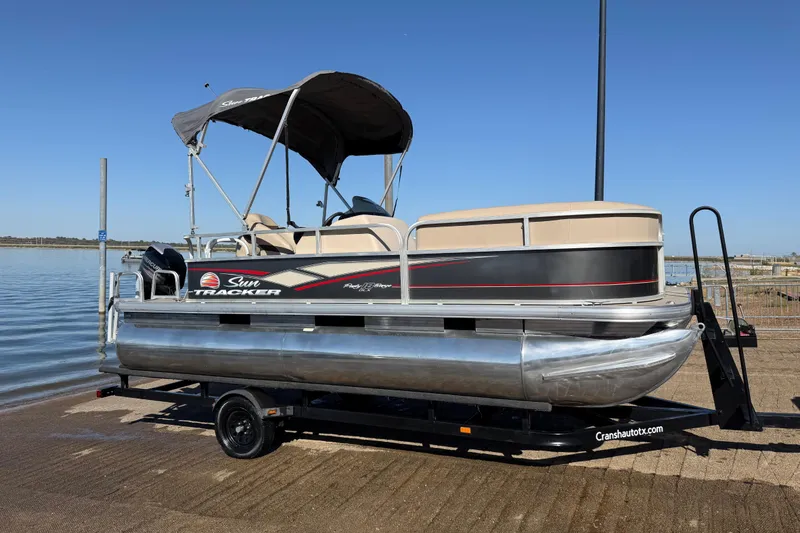 Slide: The Image of Storage compartment in 2018 Sun Tracker Party Barge 18 DLX pontoon boat. - 27