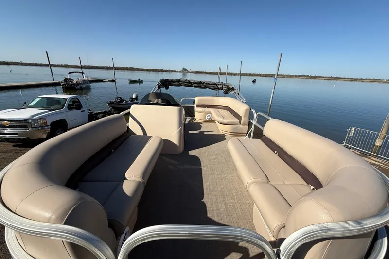 Slide: The Image of 2018 Sun Tracker Party Barge 18 DLX trailer at Crans Auto Sales. - 61