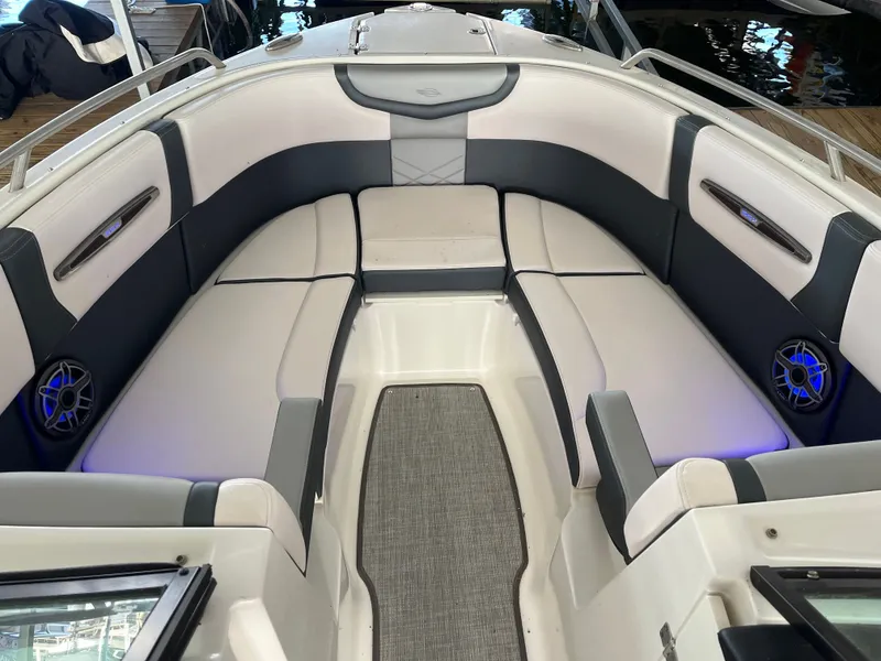 Slide: The Image of Chaparral 257SS 2020 - 15