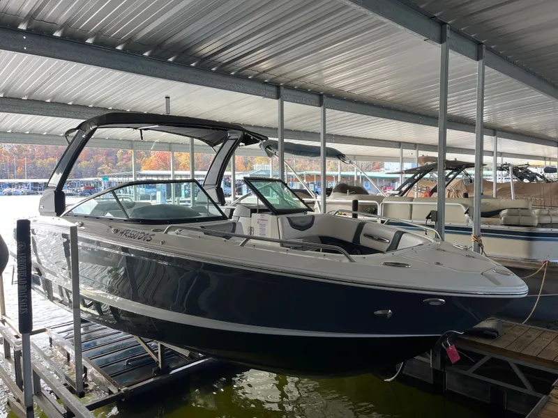 Slide: The Image of Chaparral 257SS 2020 - 2