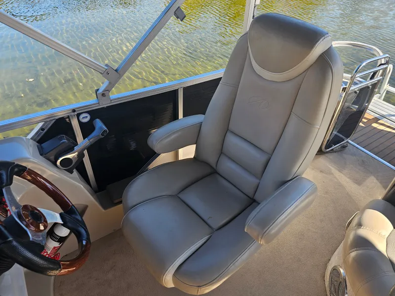 Slide: The Image of Avalon Paradise 2585 EL 2012 - 8