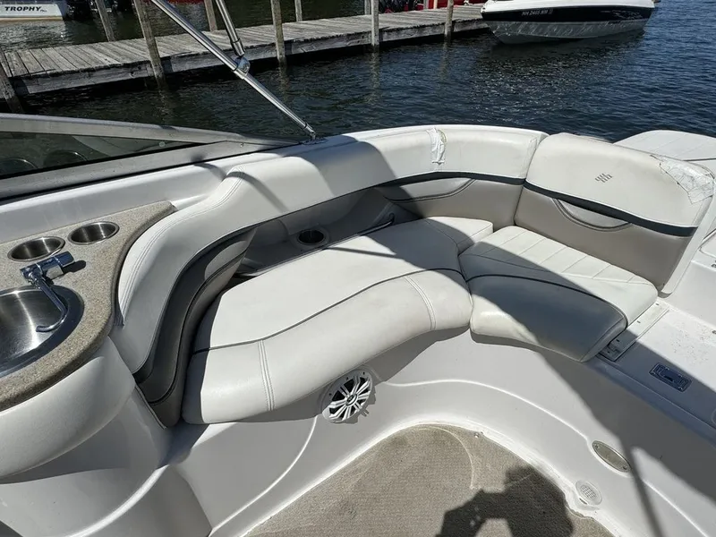 Slide: The Image of Four Winns 250 Horizon 2004 - 10