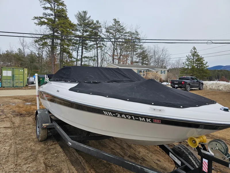 Slide: The Image of Four Winns H180 2008 - 15