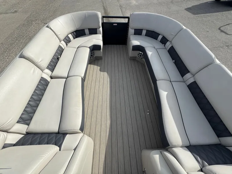 Slide: The Image of Bennington 25RSR 2018 - 20