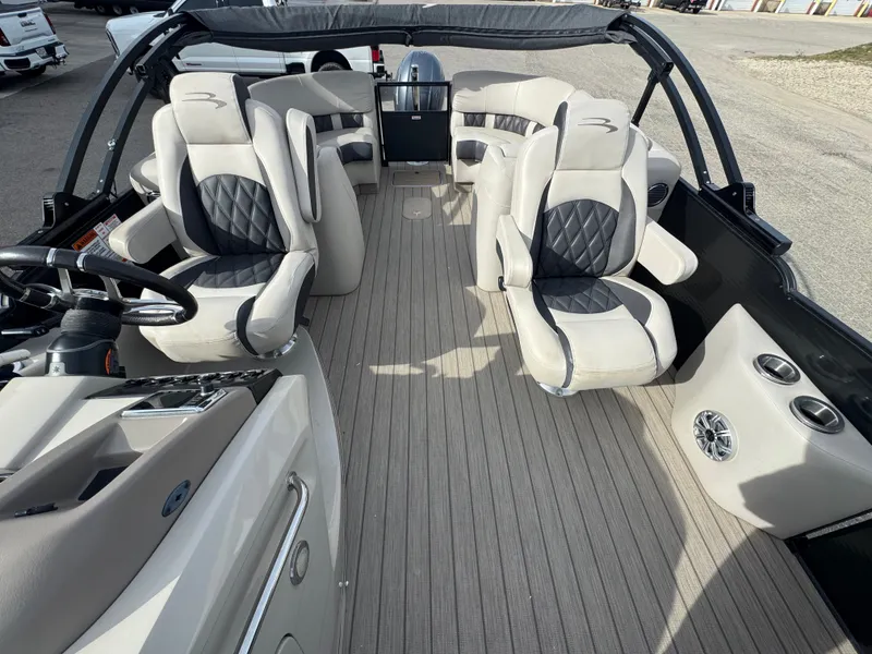 Slide: The Image of Bennington 25RSR 2018 - 7