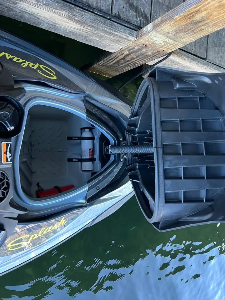 Slide: The Image of Sea-Doo GTI 170 2022 - 9