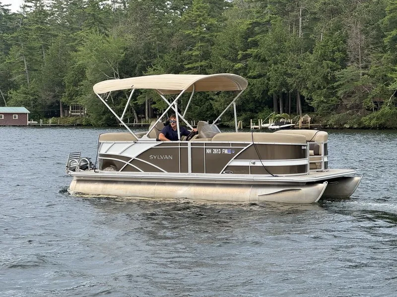 Slide: The Image of Sylvan Mirage 8520 LZ 2022 - 8