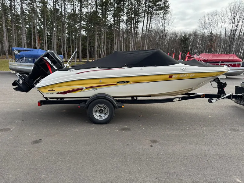 Slide: The Image of Sea Ray 185 BOW RIDER OB 2003 - 12