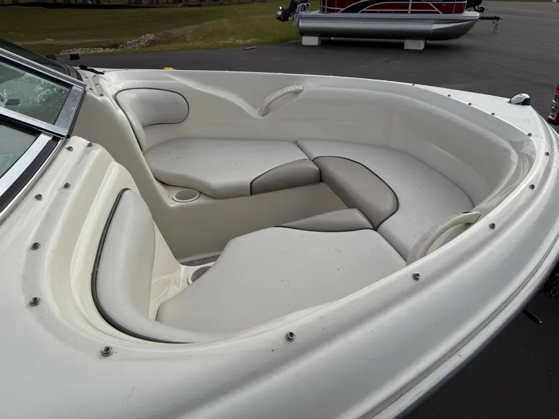 Slide: The Image of Sea Ray 185 BOW RIDER OB 2003 - 19