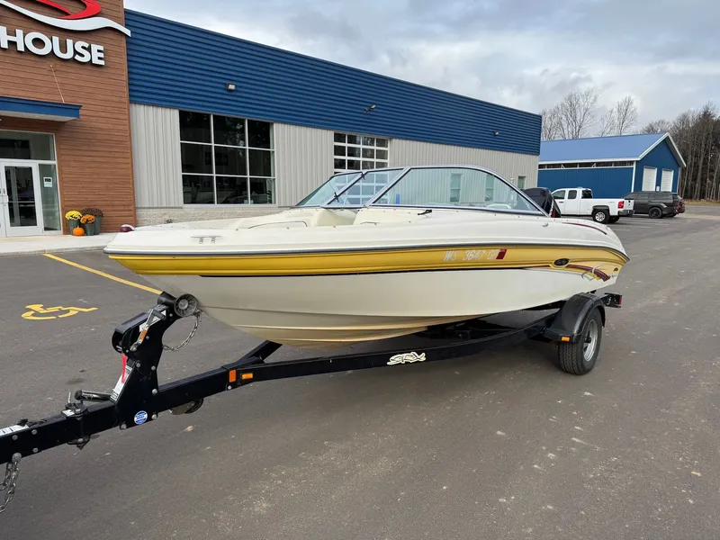 Slide: The Image of Sea Ray 185 BOW RIDER OB 2003 - 3
