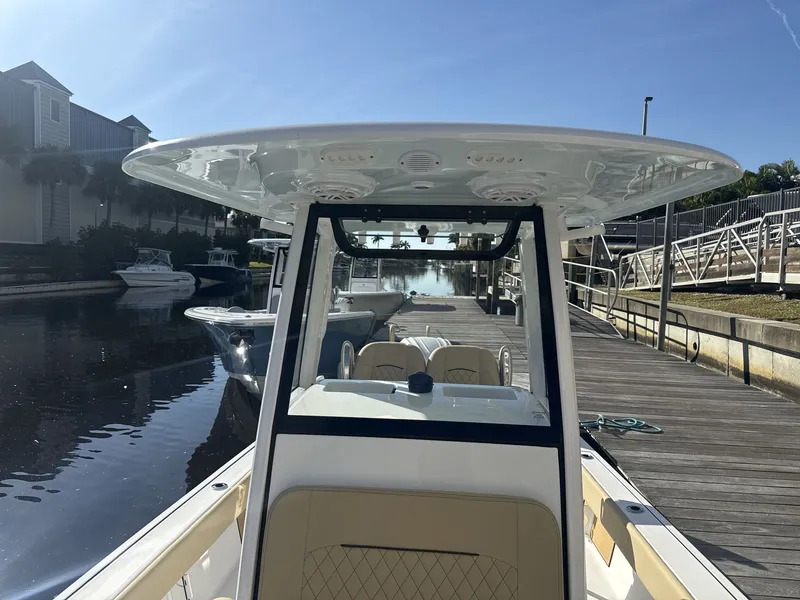 Slide: The Image of Sportsman Masters 247OE Bay Boat 2026 - 21