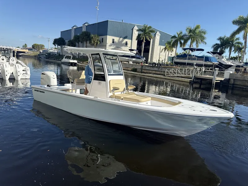 Slide: The Image of Sportsman Masters 247OE Bay Boat 2026 - 6