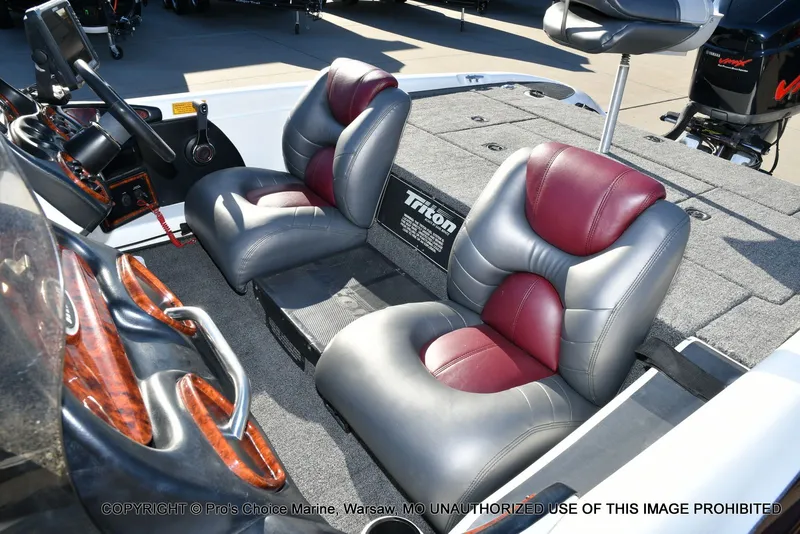 Slide: The Image of Triton TR-20 DUAL CONSOLE 2001 - 17