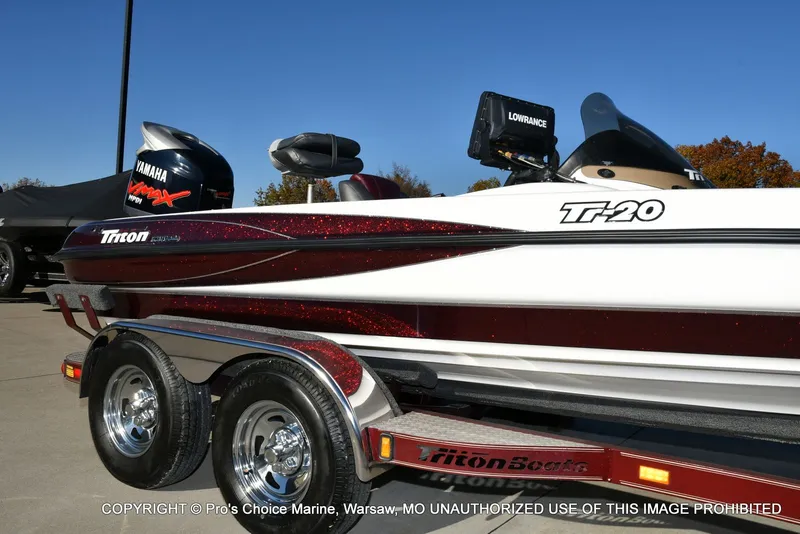 Slide: The Image of Triton TR-20 DUAL CONSOLE 2001 - 18