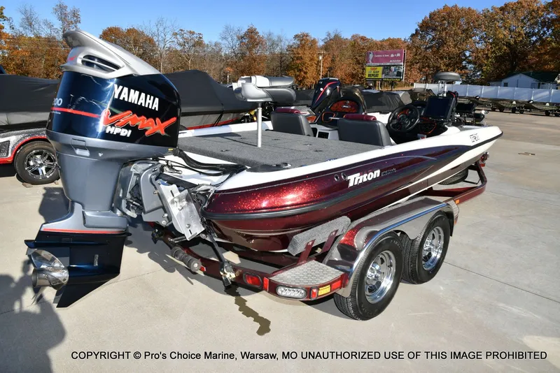 Slide: The Image of Triton TR-20 DUAL CONSOLE 2001 - 19