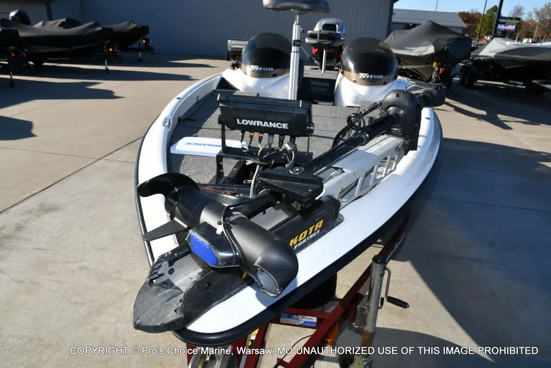 Slide: The Image of Triton TR-20 DUAL CONSOLE 2001 - 34