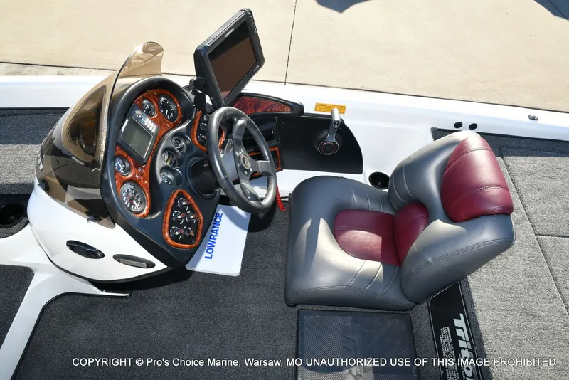 Slide: The Image of Triton TR-20 DUAL CONSOLE 2001 - 50