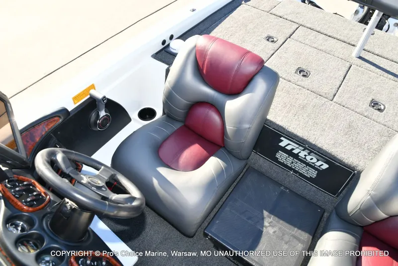 Slide: The Image of Triton TR-20 DUAL CONSOLE 2001 - 57