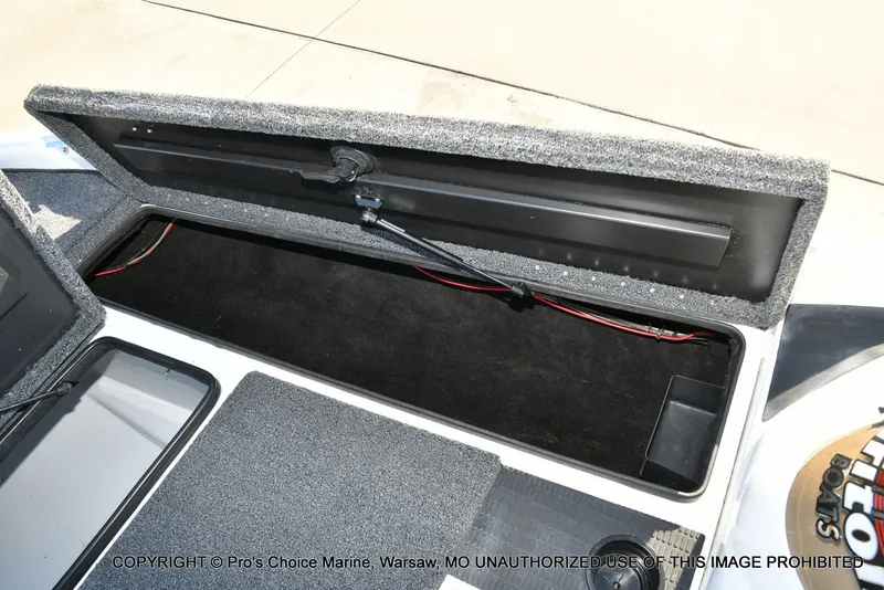 Slide: The Image of Triton TR-20 DUAL CONSOLE 2001 - 67