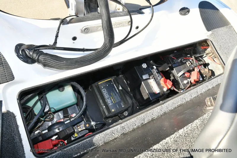 Slide: The Image of Triton TR-20 DUAL CONSOLE 2001 - 76