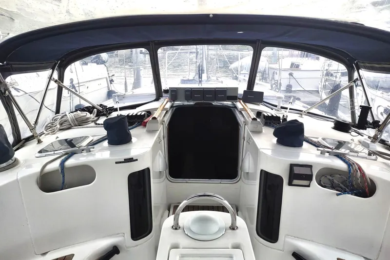 Slide: The Image of Control panel of a 1993 Beneteau Moorings 445 sailboat with thruster and voltage display. - 17