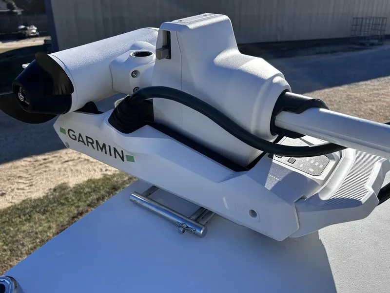 Slide: The Image of Parker Marine 230 Coastal Elite 2026 - 14