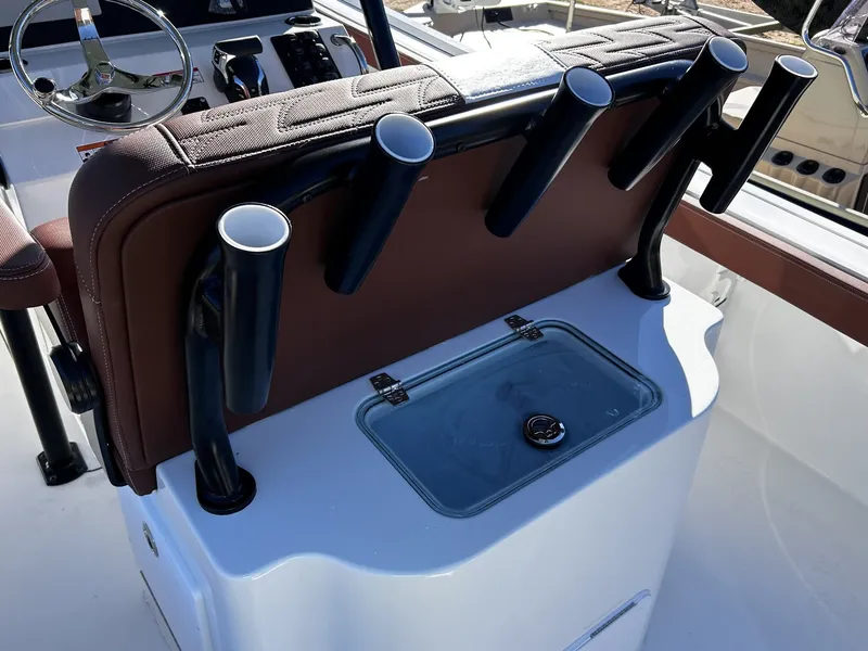 Slide: The Image of Parker Marine 230 Coastal Elite 2026 - 7