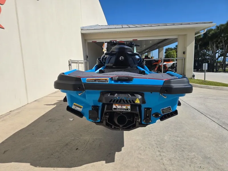 Slide: The Image of Sea-Doo RXT-X™ 325 Gulfstream Blue Premium 2026 - 8
