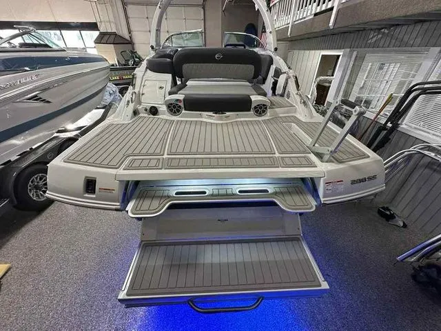 Slide: The Image of Crownline Boats 288 SS 2026 - 21