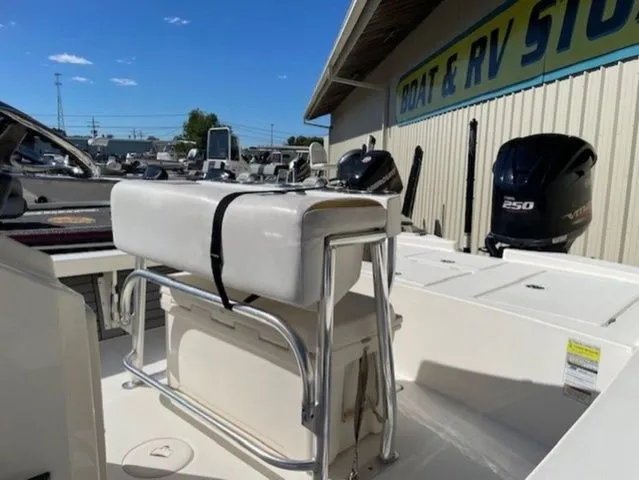 Slide: The Image of Maverick 2300 HPS 2021 - 11