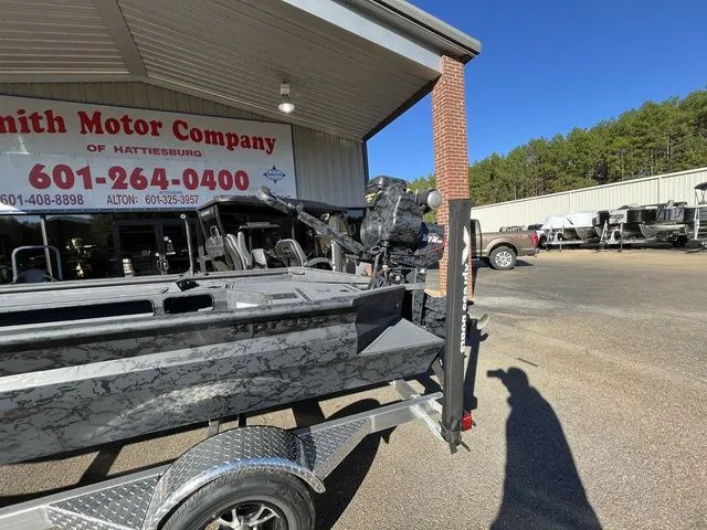 Slide: The Image of Xpress Bayou 18V 2026 - 19