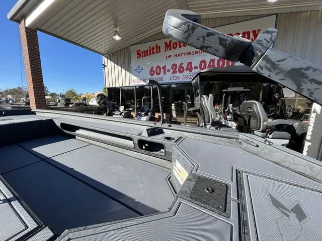 Slide: The Image of Xpress Bayou 18V 2026 - 21