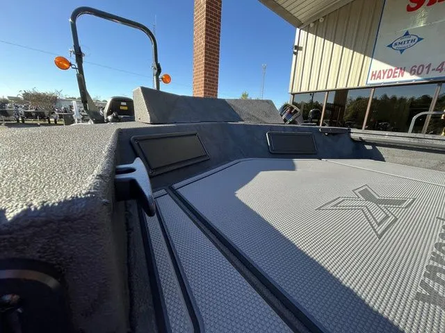 Slide: The Image of Xpress Bayou 18V 2026 - 26