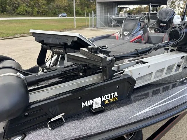 Slide: The Image of Skeeter FX20 Limited Edition 2019 - 11