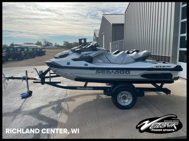 The Image of Sea-Doo GTX 2024 - 1