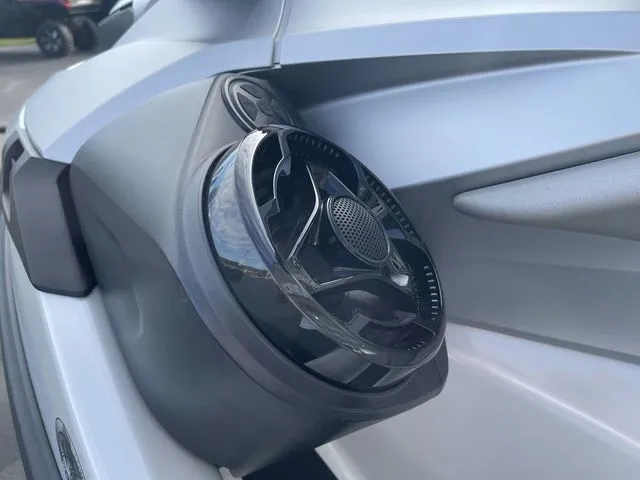 Slide: The Image of Sea-Doo GTX 2024 - 11