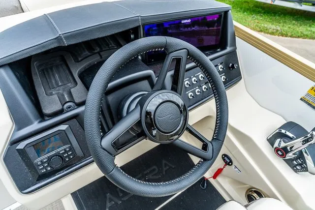 Slide: The Image of Alera M 25L 2026 - 10