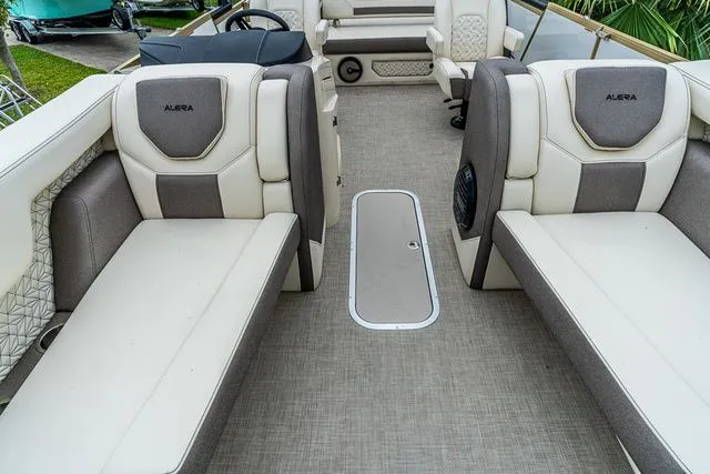 Slide: The Image of Alera M 25L 2026 - 25