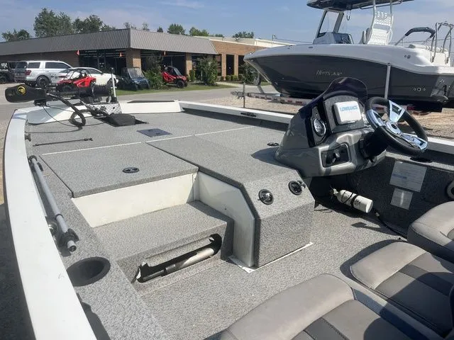 Slide: The Image of G3 Sportsman 1710 2022 - 12