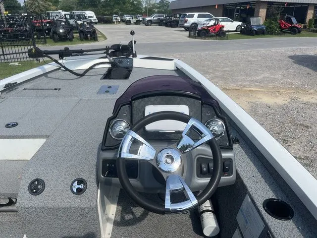 Slide: The Image of G3 Sportsman 1710 2022 - 17