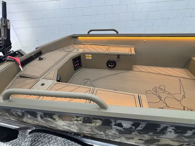 Slide: The Image of Thor 1754 Timber Hammer Elite 2026 - 35