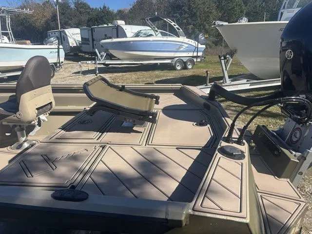 Slide: The Image of Thor 1900 Lake Hammer Side Console Elite 2026 - 6