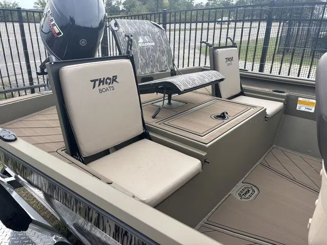 Slide: The Image of Thor 1900 Lake Hammer Side Console Elite 2026 - 17