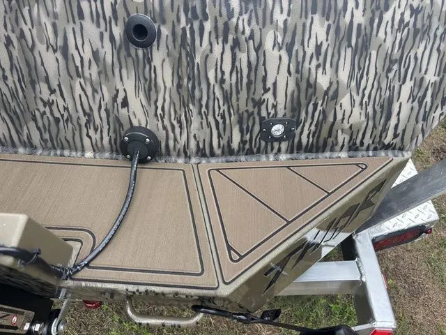 Slide: The Image of Thor 1900 Lake Hammer Side Console Elite 2026 - 26