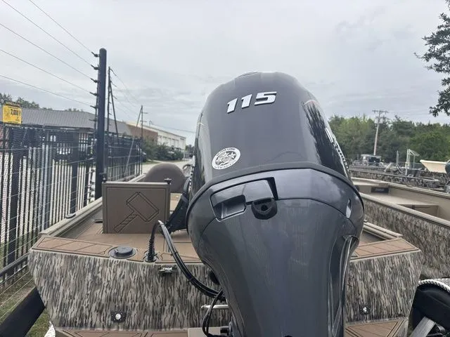 Slide: The Image of Thor 1900 Lake Hammer Side Console Elite 2026 - 8