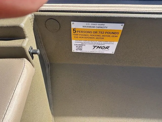 Slide: The Image of Thor 1900 Lake Hammer Center Console Elite 2026 - 27