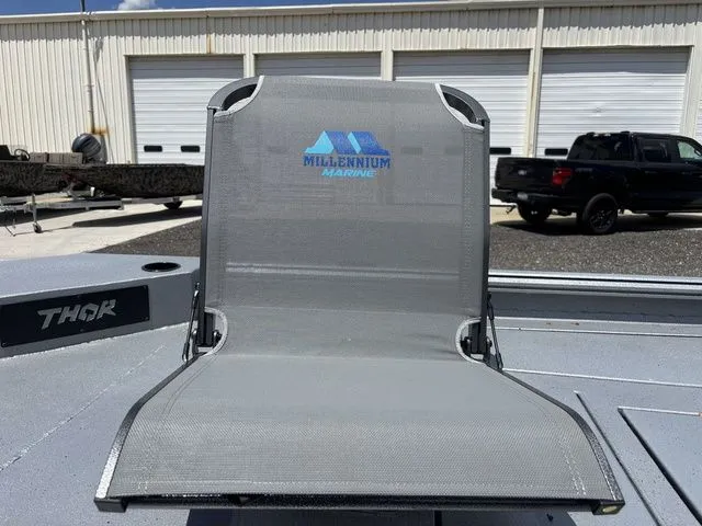 Slide: The Image of Thor 1900 Lake Hammer Center Console Elite 2026 - 17