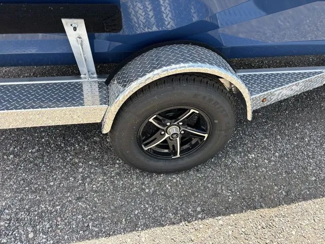 Slide: The Image of Thor 1900 Lake Hammer Center Console Elite 2026 - 23