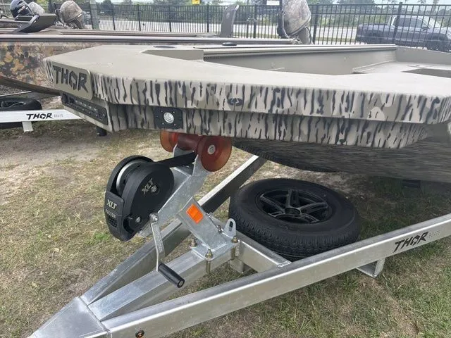 Slide: The Image of Thor 1754 Timber Hammer Deluxe 2026 - 16