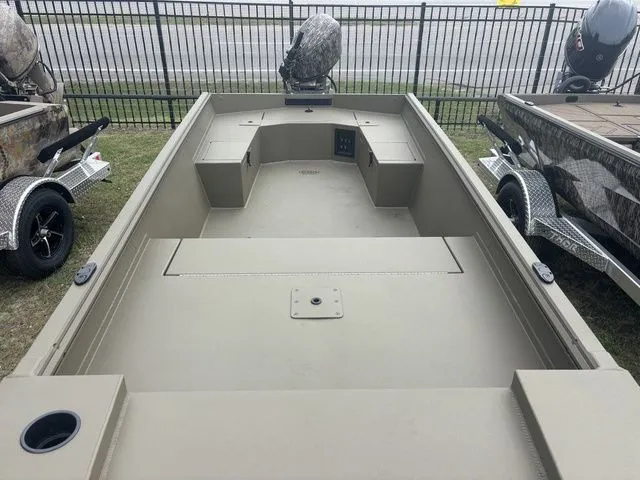 Slide: The Image of Thor 1754 Timber Hammer Deluxe 2026 - 19